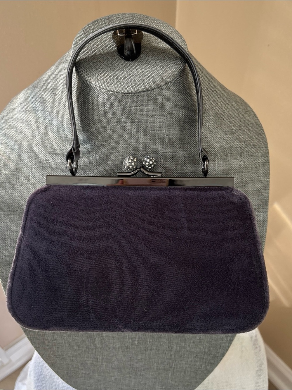 Vintage Valerie Stevens plum grey velvet top handle bag rhinestone kiss lock Y2K